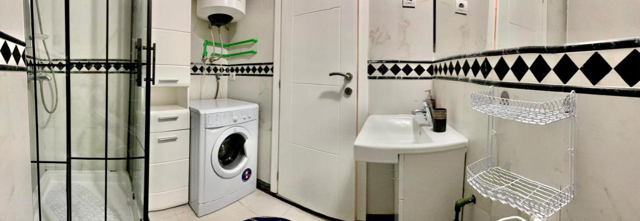 Dorotea Butterfly Apartman Budva Kültér fotó